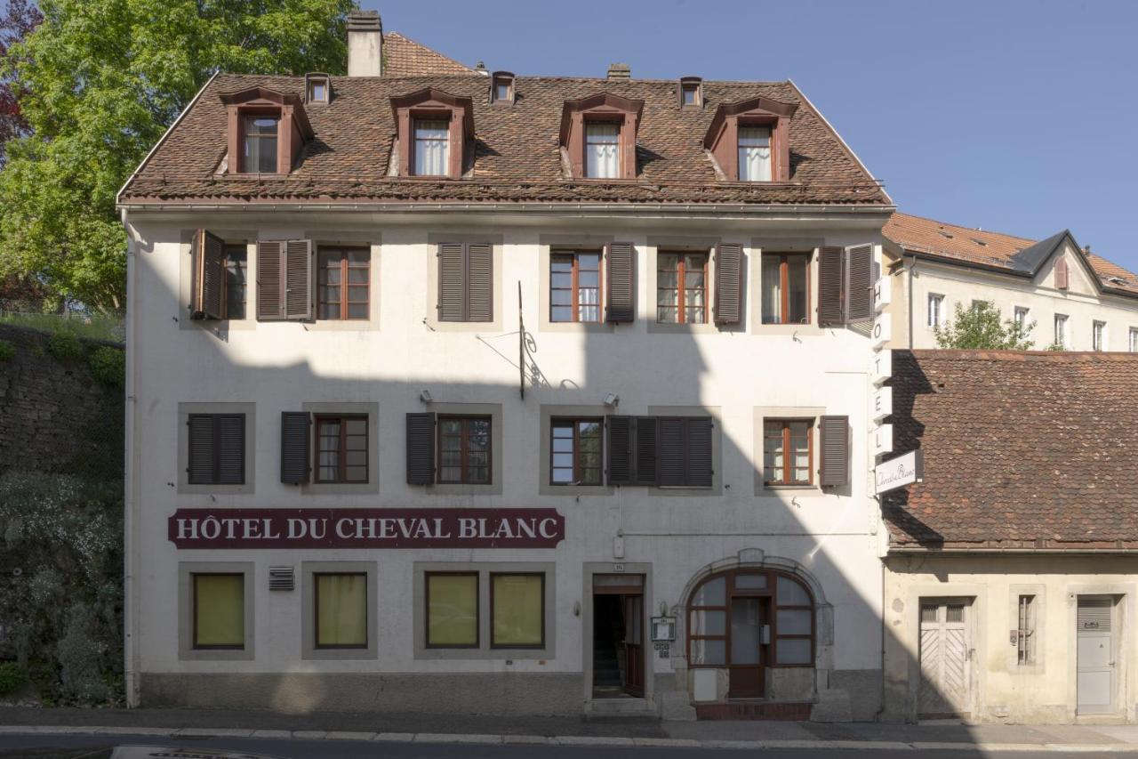Hôtel du Cheval-Blanc La Chaux De Fonds Buitenkant foto