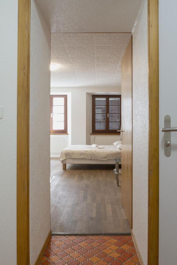 Hôtel du Cheval-Blanc La Chaux De Fonds Buitenkant foto